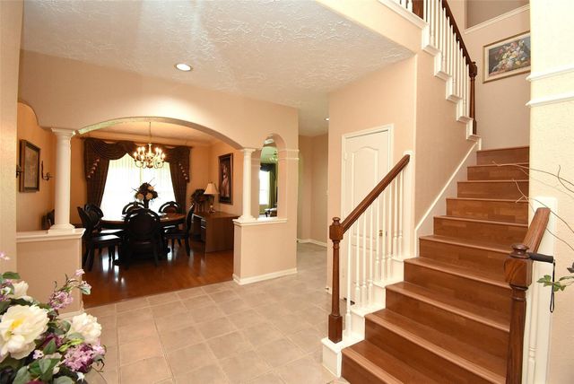 11202 Hundred Bridge Lane, Sugar Land, TX 77498