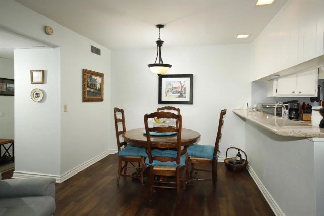 5003 Westpark Dr. 203, North Hollywood, CA 91601