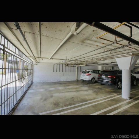 5003 Westpark Dr. 203, North Hollywood, CA 91601