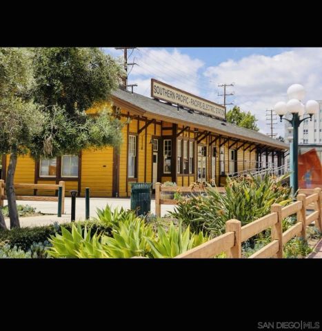 5003 Westpark Dr. 203, North Hollywood, CA 91601