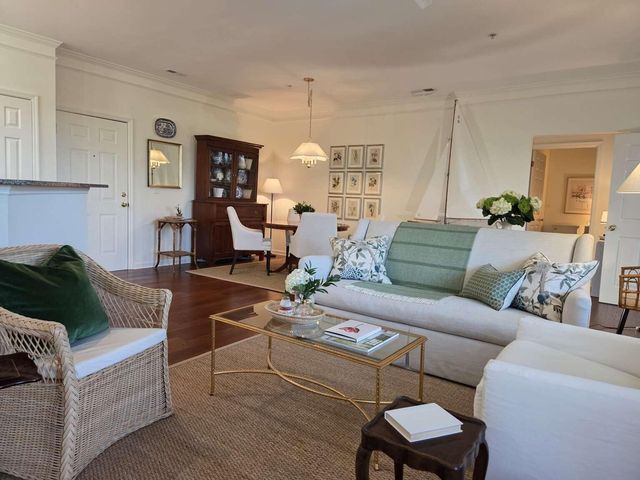 1585 Cambridge Lakes Drive 207e, Mount Pleasant, SC 29464