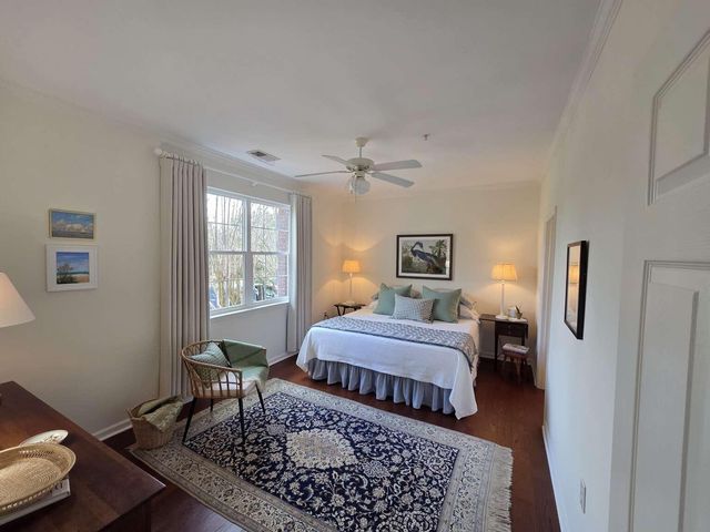 1585 Cambridge Lakes Drive 207e, Mount Pleasant, SC 29464