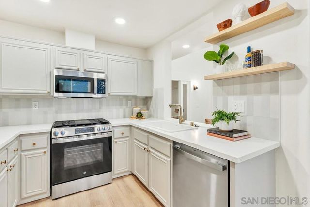 12035 World Trade Dr 3, San Diego, CA 92128