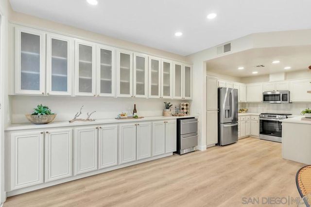 12035 World Trade Dr 3, San Diego, CA 92128