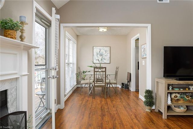 17 Clayton Way, Thomasville, NC 27360