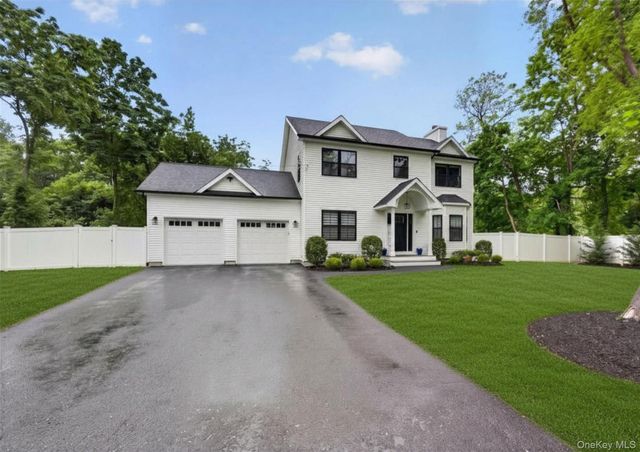 406 Two Rod Road, Port Jefferson Station, NY 11776
