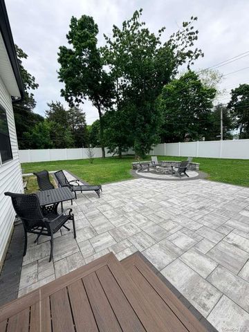 406 Two Rod Road, Port Jefferson Station, NY 11776