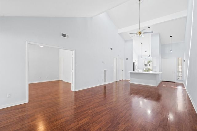 196 April Point Drive N, Conroe, TX 77356