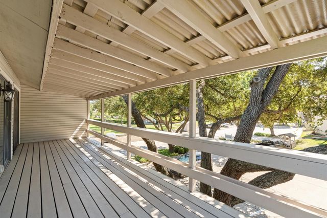 196 April Point Drive N, Conroe, TX 77356