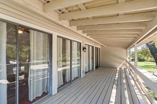 196 April Point Drive N, Conroe, TX 77356