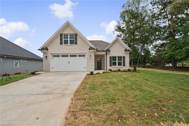 114 Carolina Rose Court, Winston-salem, NC 27103
