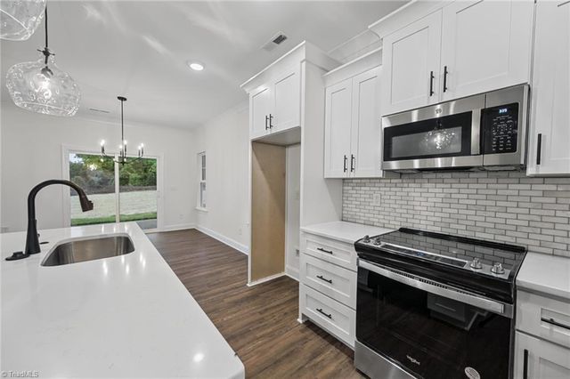 114 Carolina Rose Court, Winston-salem, NC 27103