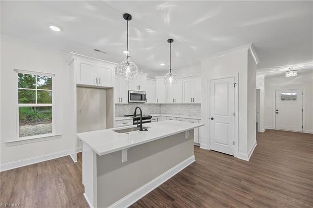 114 Carolina Rose Court, Winston-salem, NC 27103