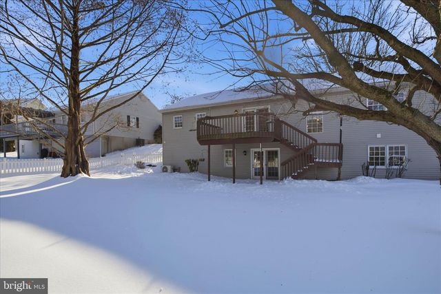 60 CHAPEL VIEW DR, Reinholds, PA 17569