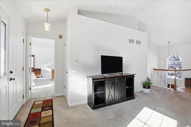 60 CHAPEL VIEW DR, Reinholds, PA 17569