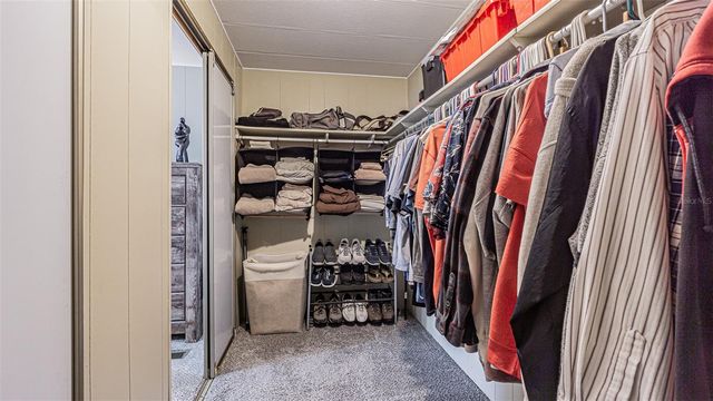 37838 BARCELONA AVENUE, Zephyrhills, FL 33541