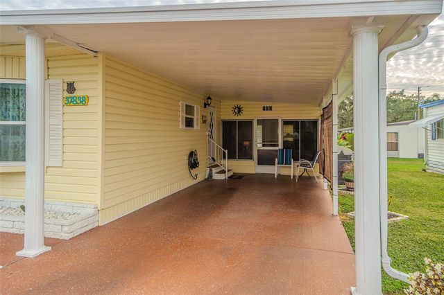 37838 BARCELONA AVENUE, Zephyrhills, FL 33541