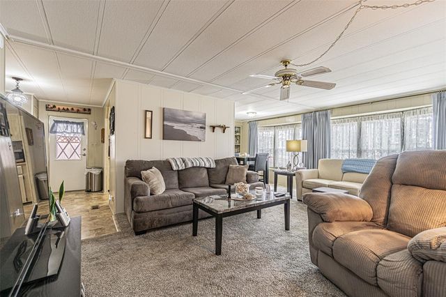 37838 BARCELONA AVENUE, Zephyrhills, FL 33541