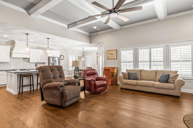 337 Pine Lakes Drive, Ringgold, GA 30736