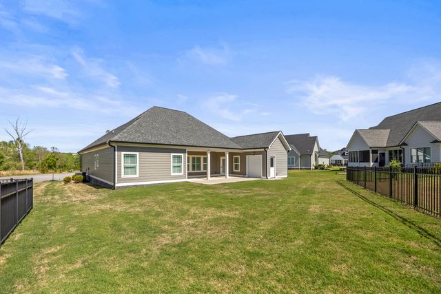 337 Pine Lakes Drive, Ringgold, GA 30736