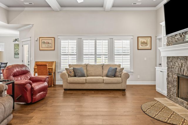 337 Pine Lakes Drive, Ringgold, GA 30736