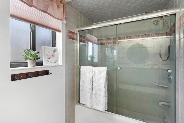 1636 LAKE ELLA ROAD, Fruitland Park, FL 34731