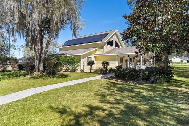 1636 LAKE ELLA ROAD, Fruitland Park, FL 34731