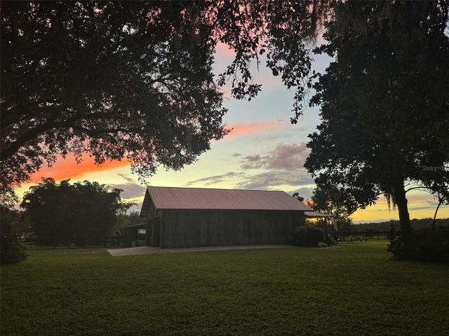 1636 LAKE ELLA ROAD, Fruitland Park, FL 34731