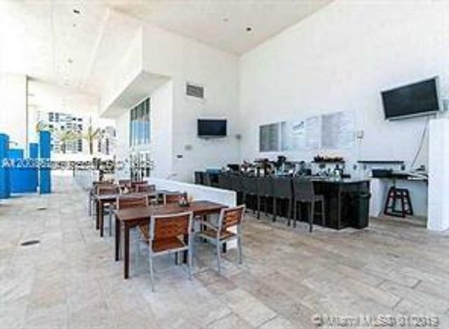 1830 S OCEAN DR 3910, Hallandale Beach, FL 33009