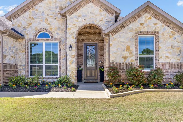 1652 Spur Ledge Court, Weatherford, TX 76087