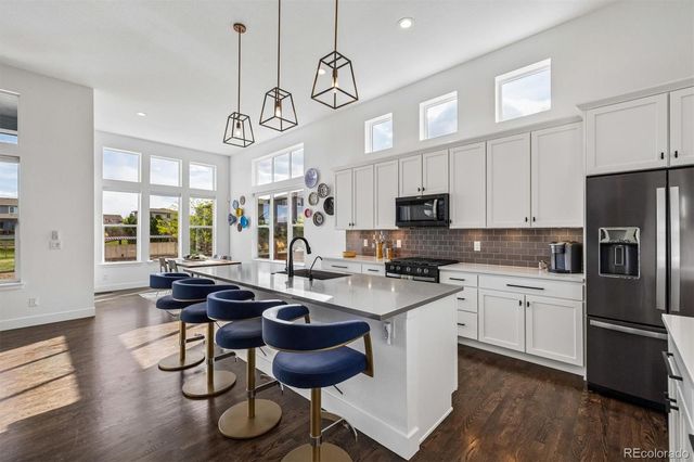 19056 W 94th Avenue, Arvada, CO 80007