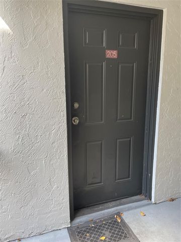 1068 N Benoist Farms Road 205, West Palm Beach, FL 33411