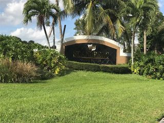 1068 N Benoist Farms Road 205, West Palm Beach, FL 33411