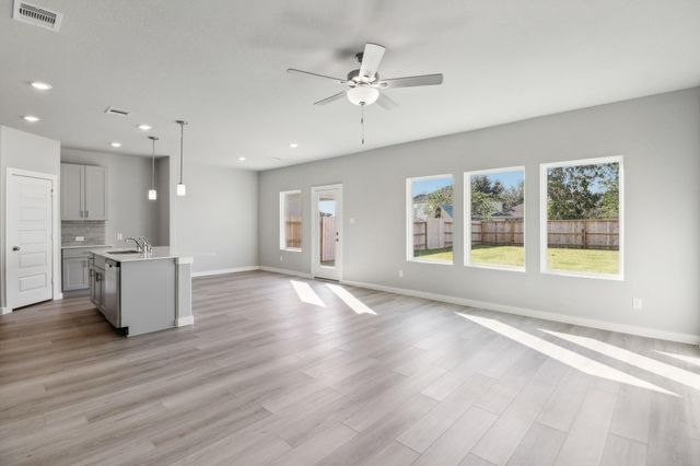 2046 West Darlington Oak Court, Conroe, TX 77304