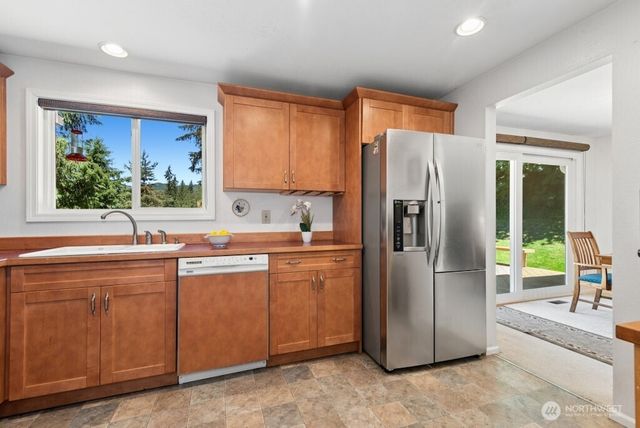 26910 SE 154th Place, Issaquah, WA 98027