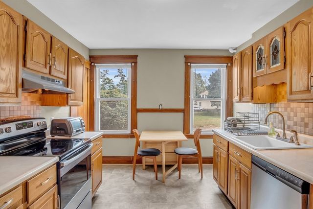113 May St, Worcester, MA 01602
