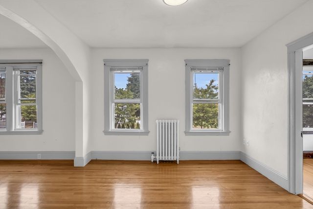 113 May St, Worcester, MA 01602