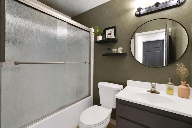5690 Lupin Ln, Pollock Pines, CA 95726