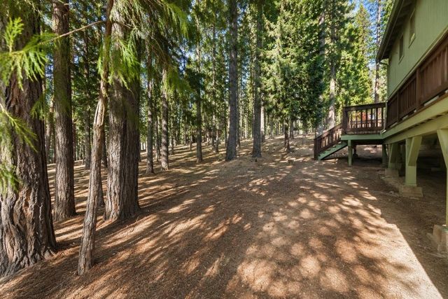 5690 Lupin Ln, Pollock Pines, CA 95726