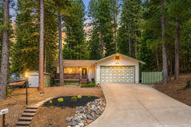 5690 Lupin Ln, Pollock Pines, CA 95726