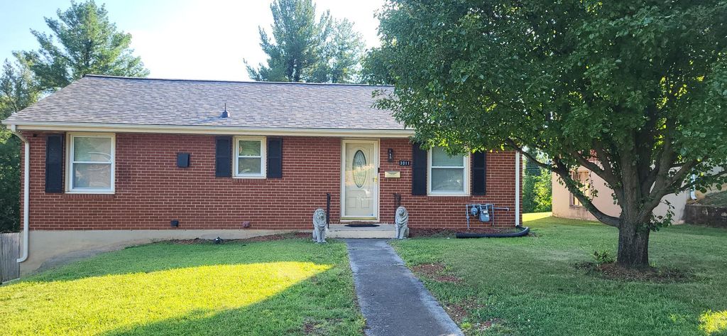 3011 Ferncliff AVE, Roanoke, VA 24017