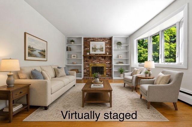 10 Standley St, Beverly, MA 01915