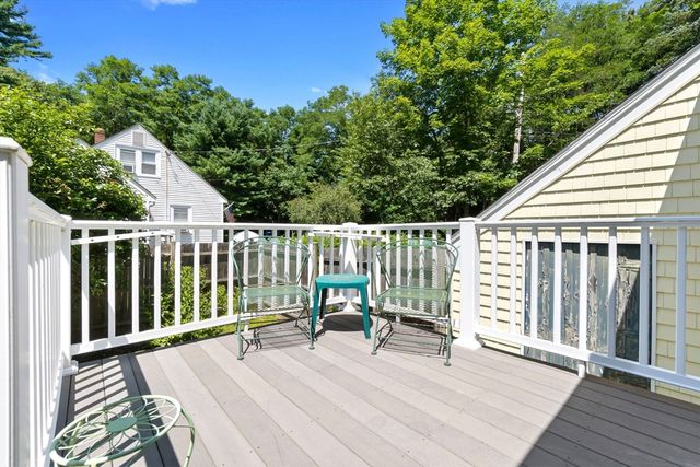 10 Standley St, Beverly, MA 01915