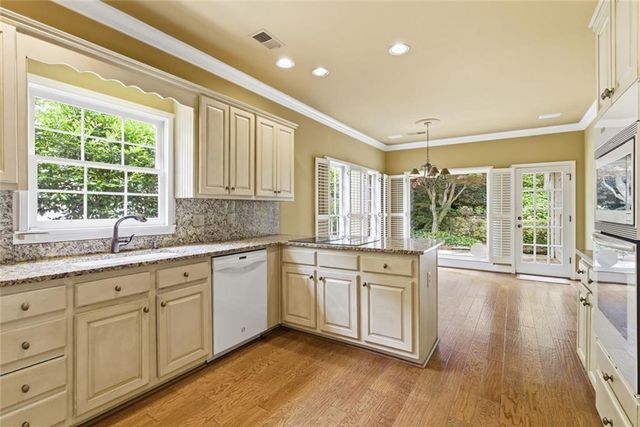 2570 Club Springs Drive, Roswell, GA 30076