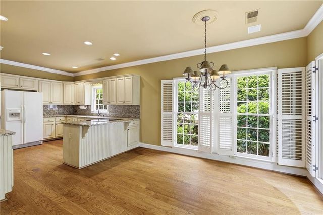 2570 Club Springs Drive, Roswell, GA 30076