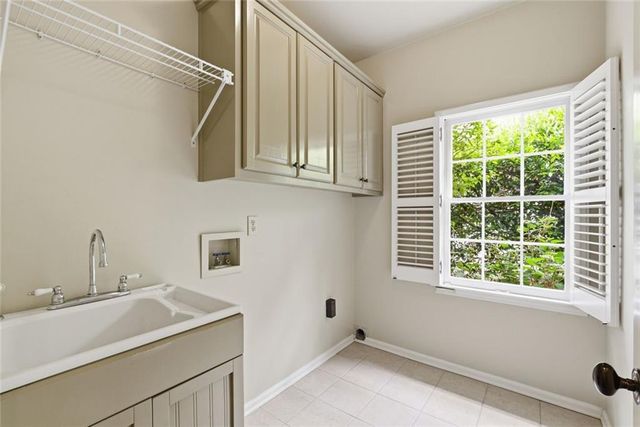 2570 Club Springs Drive, Roswell, GA 30076