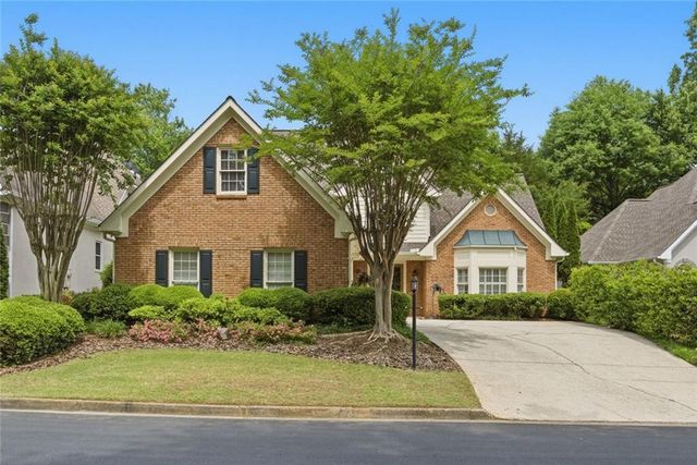 2570 Club Springs Drive, Roswell, GA 30076