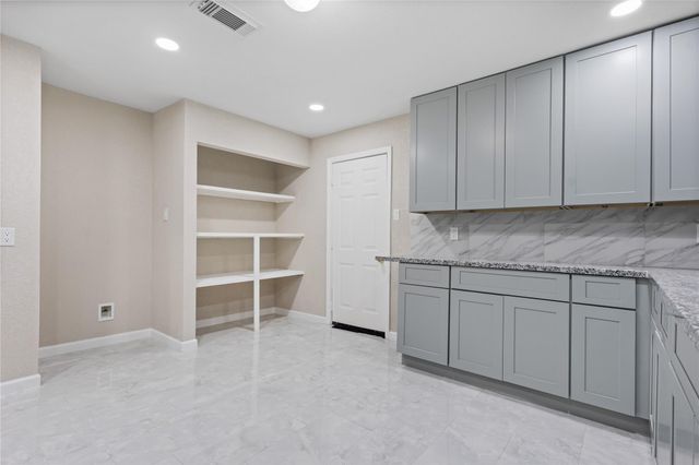 10613 Chadwick Street, Houston, TX 77029