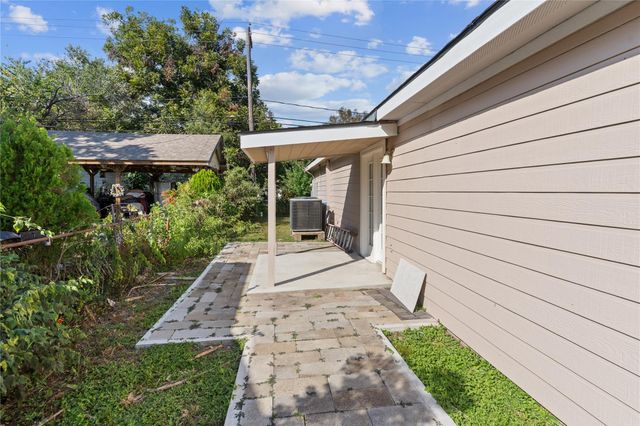 10613 Chadwick Street, Houston, TX 77029