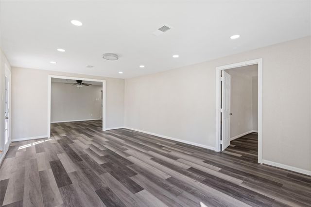 10613 Chadwick Street, Houston, TX 77029